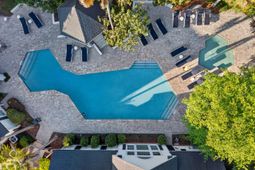 45 Sycamore Avenue photo 4