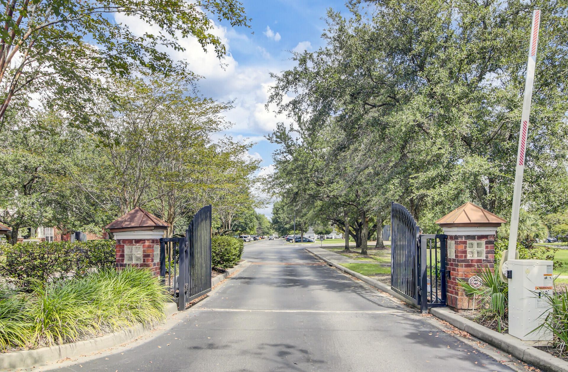 45 Sycamore Avenue Photo 26