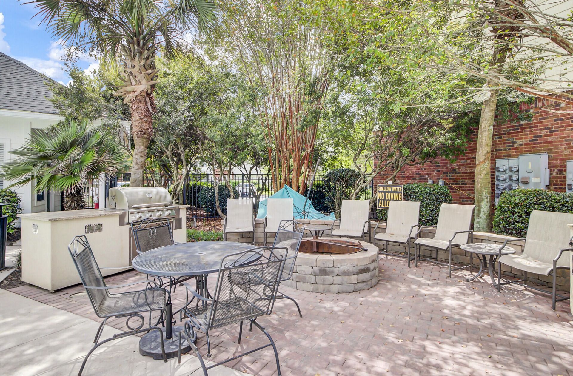 45 Sycamore Avenue Photo 31