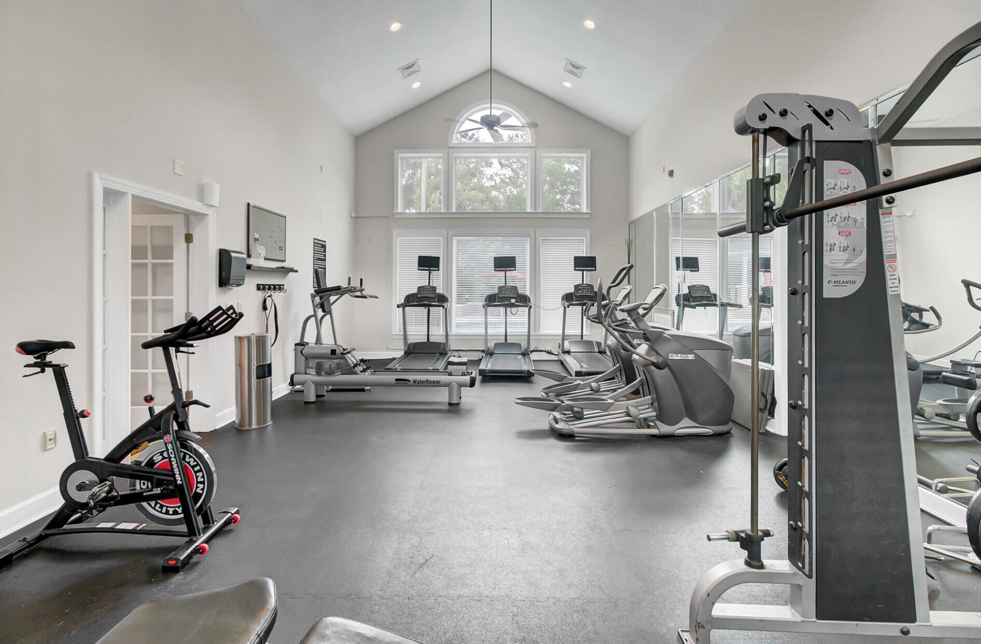 45 Sycamore Avenue Photo 36