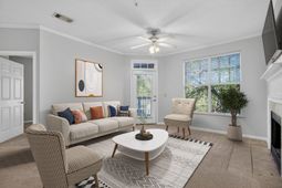 45 Sycamore Avenue photo 4