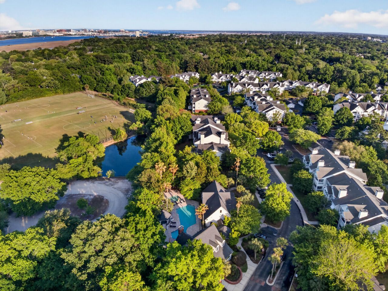 45 Sycamore Avenue Photo 69