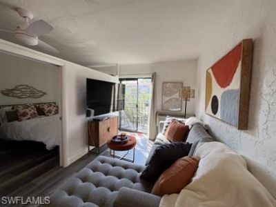 828 Wiggins Pass Rd, Unit 9, Naples, FL 34110 Photo