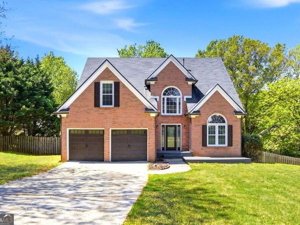 425 Tramore Court, Roswell, GA 30075