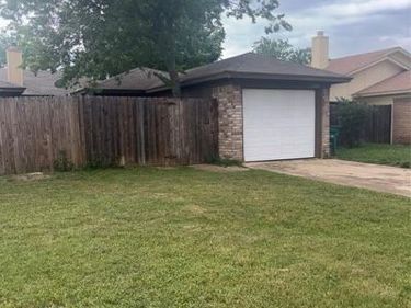 2720 Countryside Lane, Fort Worth, TX 76133