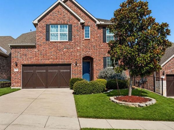 208 Copper Canyon Drive, Lewisville, TX 75067