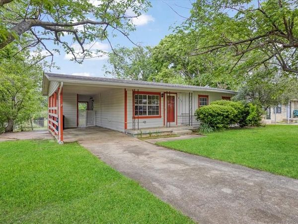 1829 Ridgewood Road , Denison, TX 75020