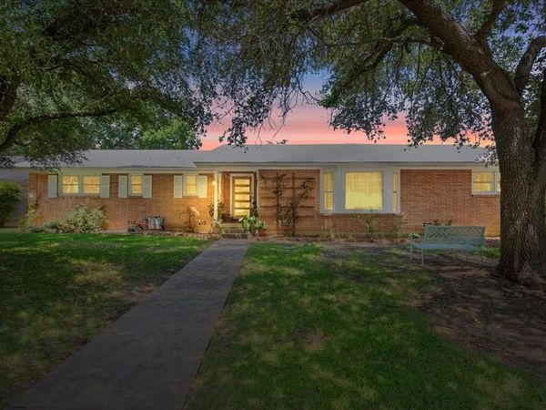 2712 Braemar Drive , Waco, TX 76710