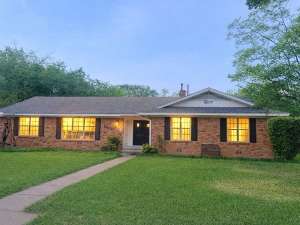 5501 Lake Charles Drive, Waco, TX 76710
