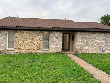 9701 Limestone Drive, Dallas, TX 75217