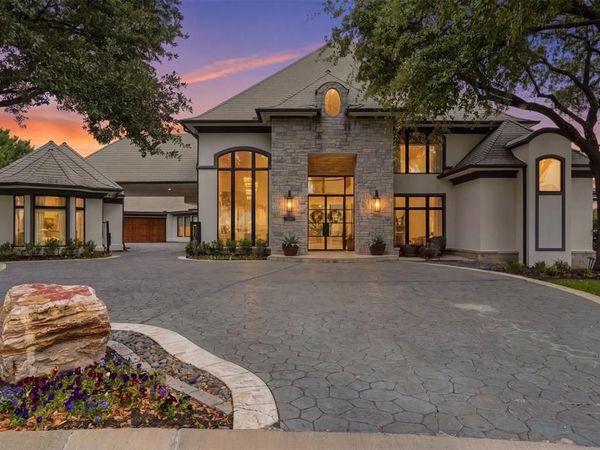 5801 Cypress Point Drive, Fort Worth, TX 76132