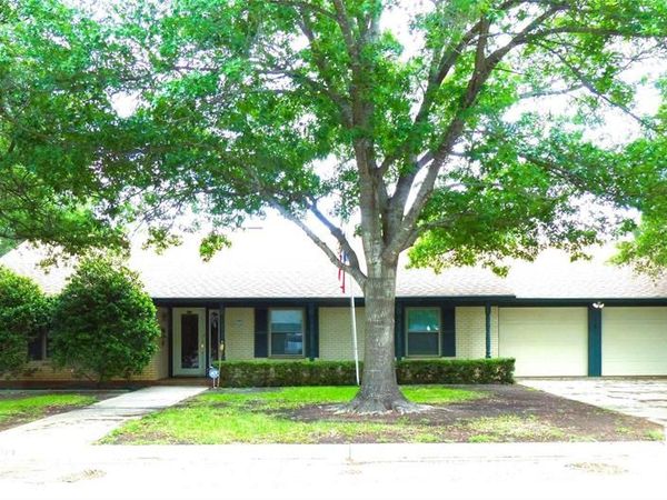 2105 Stanton, Brady, TX 76825