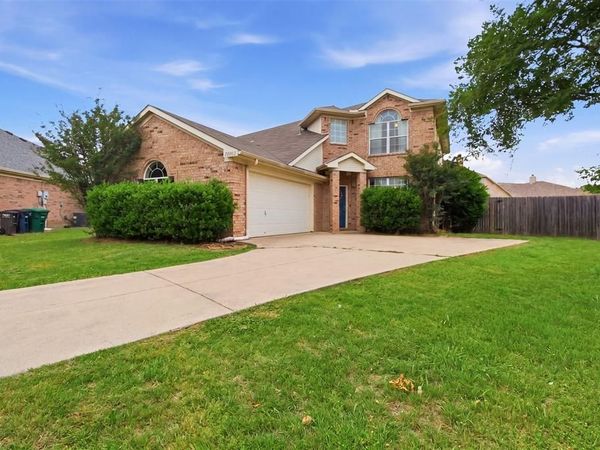 10932 Rising Mist Court, Fort Worth, TX 76052