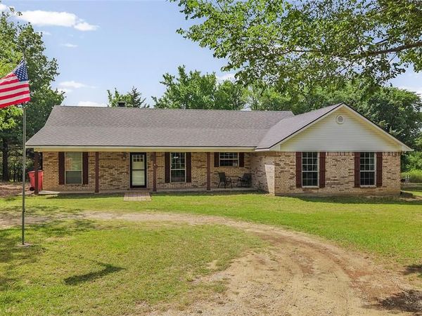 5129 County Road 3139, Lone Oak, TX 75453