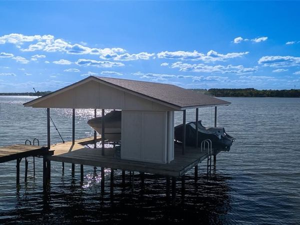 124 Shoreline Drive, Mabank, TX 75156