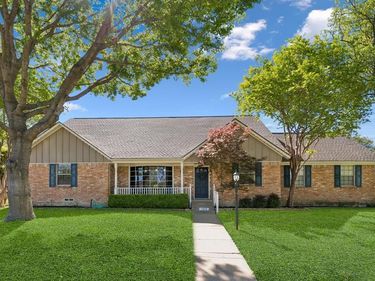 13530 Far Hills Lane, Dallas, TX 75240