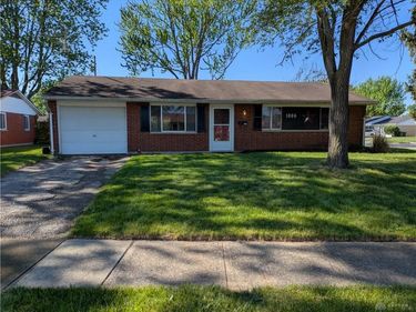 1006 N Nutmeg Square, Troy, OH 45373