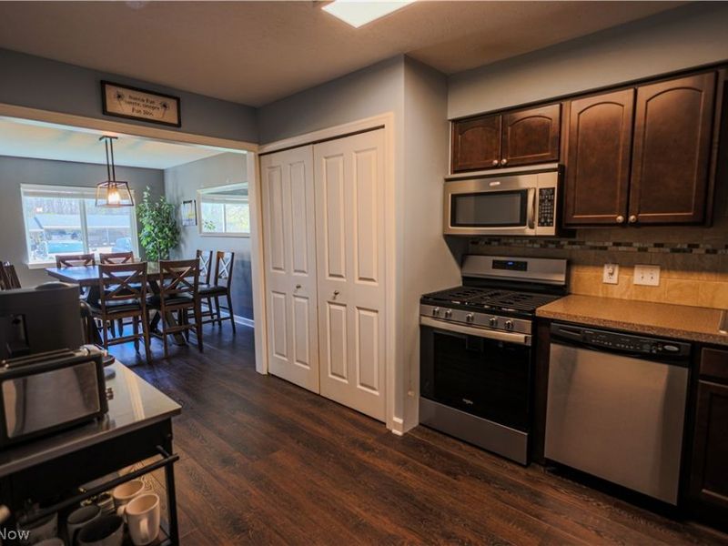 9040 Portage Pointe Drive, Unit B, Streetsboro, OH 44241 Photo 10