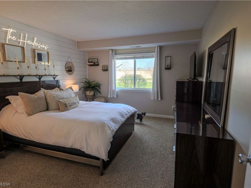 9040 Portage Pointe Drive, Unit B, Streetsboro, OH 44241 Photo 12