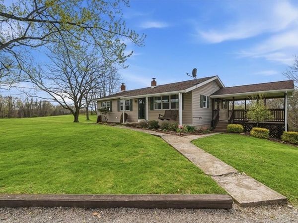 121 Rose St, New Brighton, PA 15066