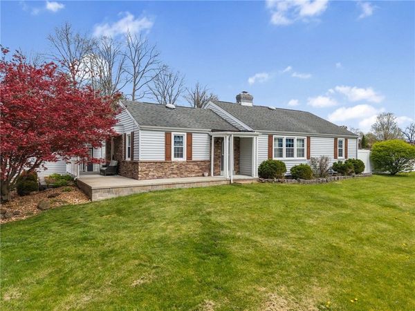 133 Elm Dr, Trafford, PA 15085