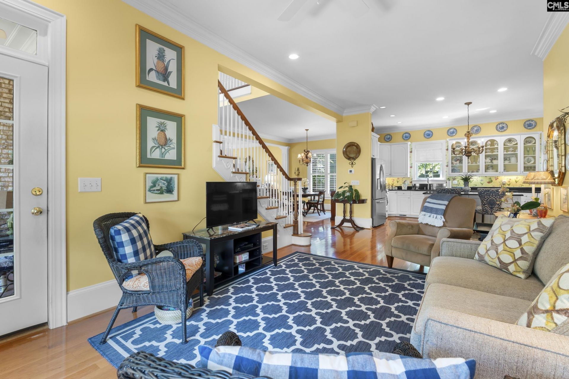 14 Varsity Lane  Photo 10