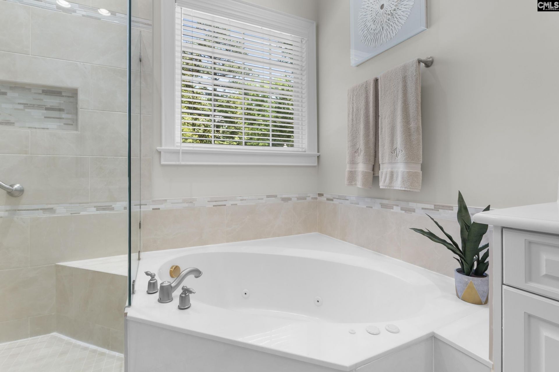 14 Varsity Lane  Photo 22