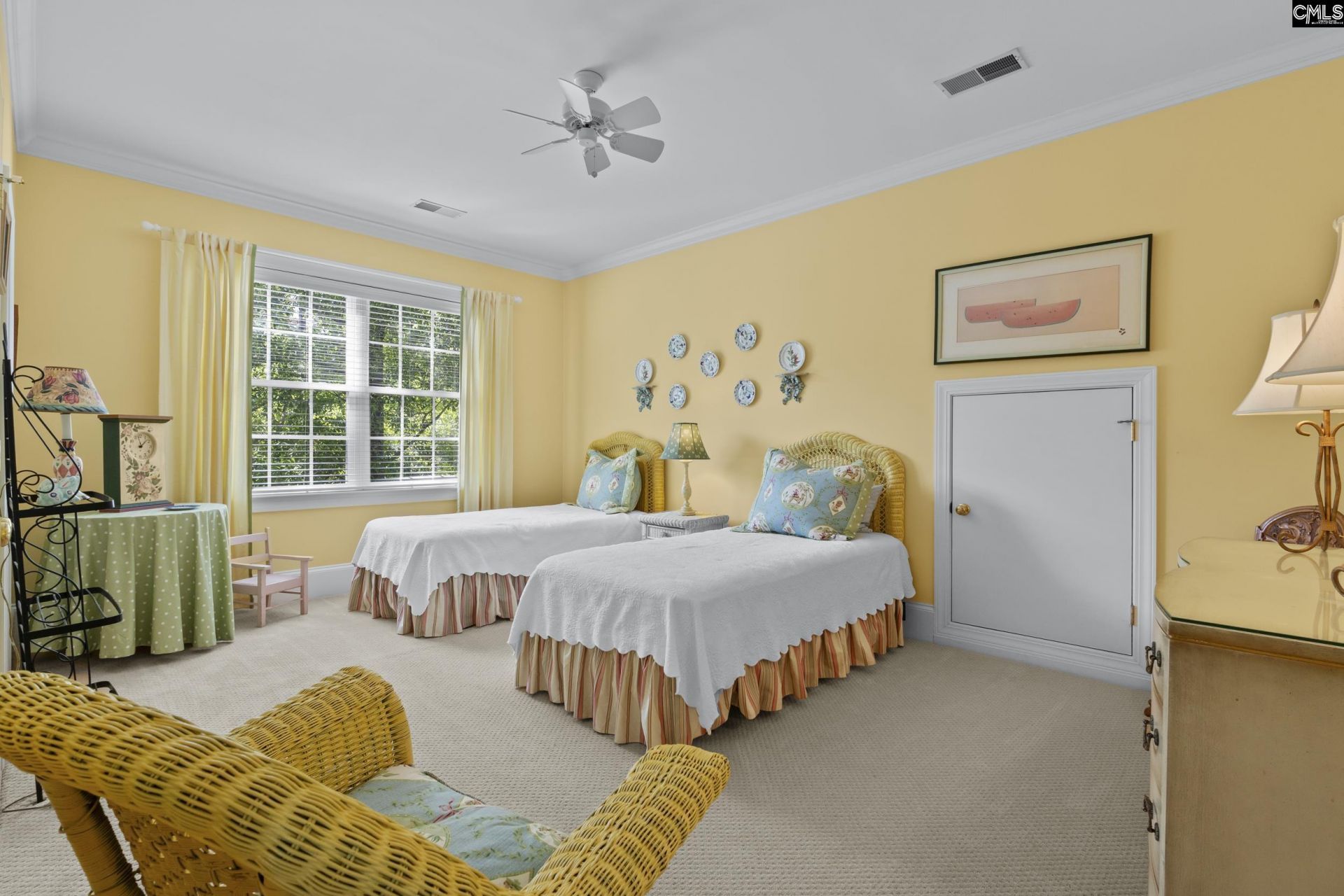 14 Varsity Lane  Photo 28