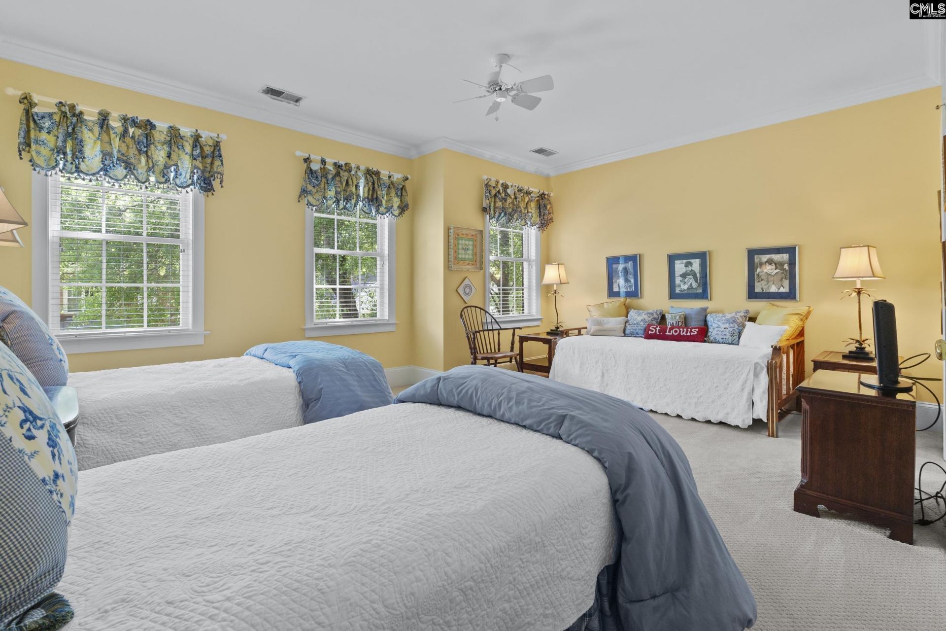 14 Varsity Lane  Photo 30