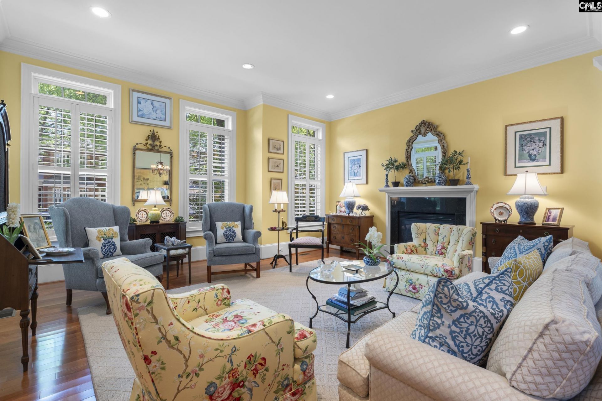 14 Varsity Lane  Photo 4