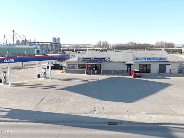 20-22 9TH AVENUE SW, Watertown, SD 57201