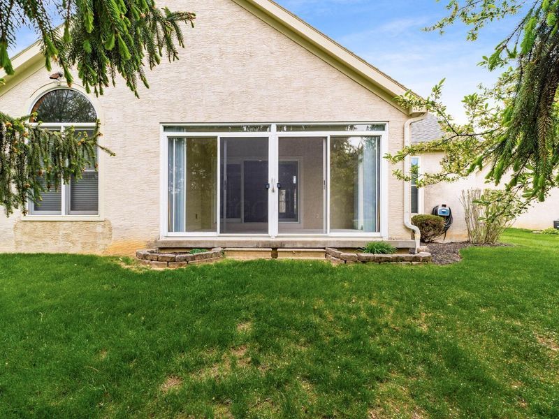 2513 ViLilly Circle E, Grove City, OH 43123 Photo 30