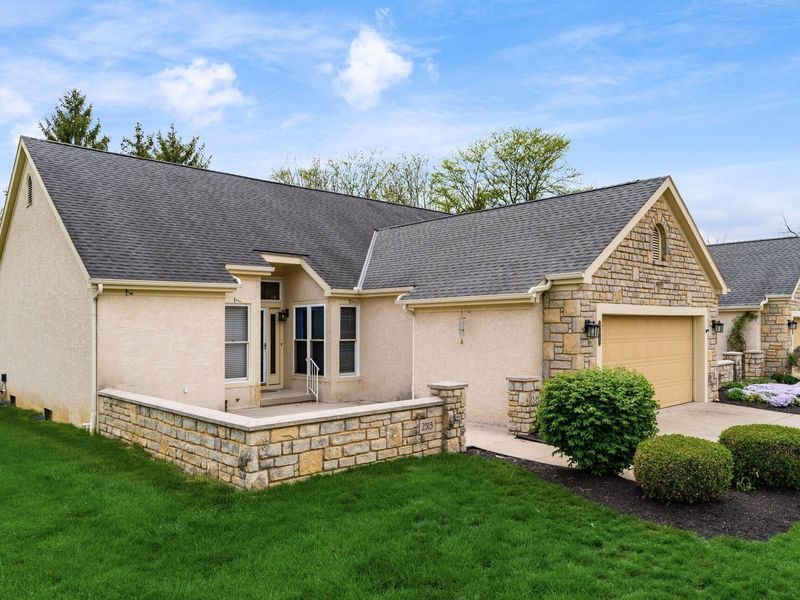 2513 ViLilly Circle E, Grove City, OH 43123 Photo 34