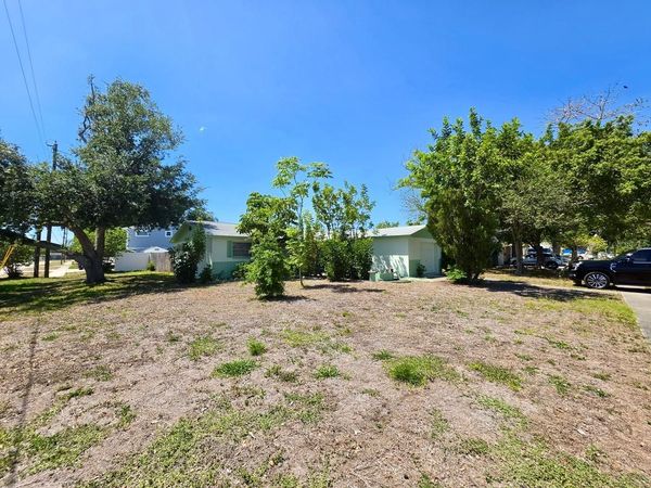 8700 58TH STREET N, PINELLAS PARK, FL 33782