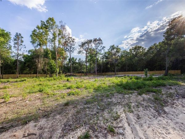 6397 BAYLOR AVENUE, KEYSTONE HEIGHTS, FL 32656