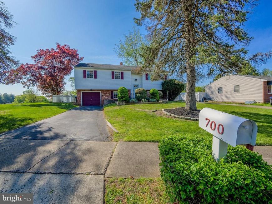 700 Cotton Lane, Upper Chichester, PA 19014 Main Photo