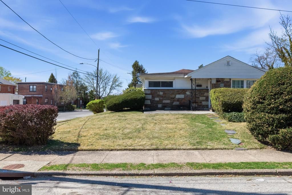 8112 Gilbert Street, Philadelphia, PA 19150 Main Photo