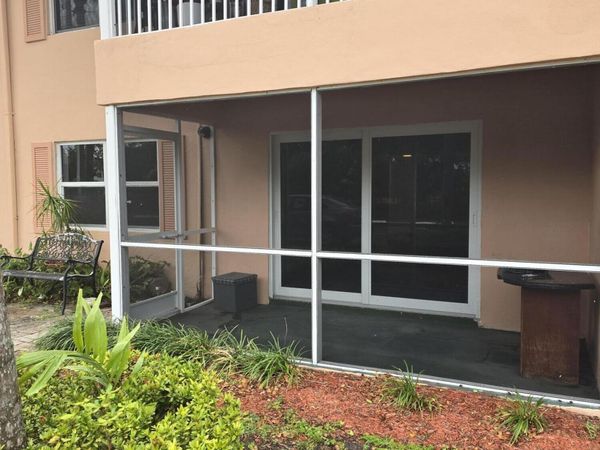 770 SE 2nd Avenue, Deerfield Beach, FL 33441