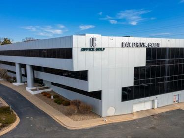 7807 Creekridge Circle, Bloomington, MN 55439