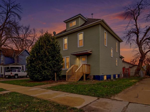 401 3rd Avenue SW, Austin, MN 55912