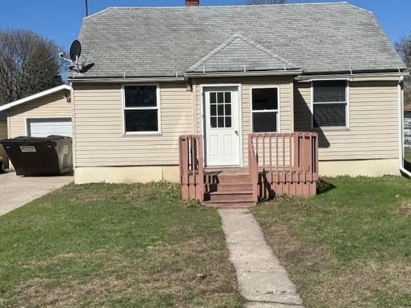 605 N Columbia Avenue , Fulda, MN 56131