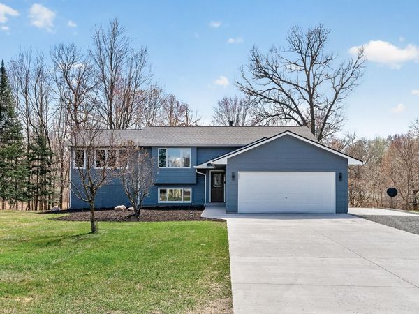 2636 226th Lane NE, Cedar, MN 55011