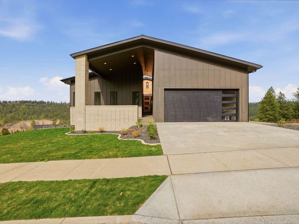 5227 S Lincoln Way, Spokane, WA 99224