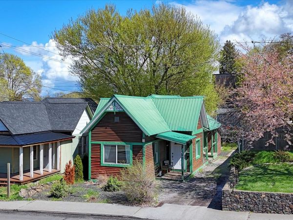 735 S Sherman St, Spokane, WA 99202