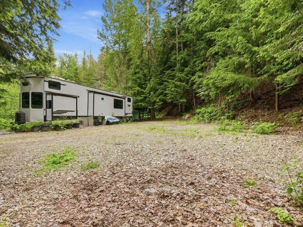 8657 Spring Valley Rd Rd, Newport, WA 99156