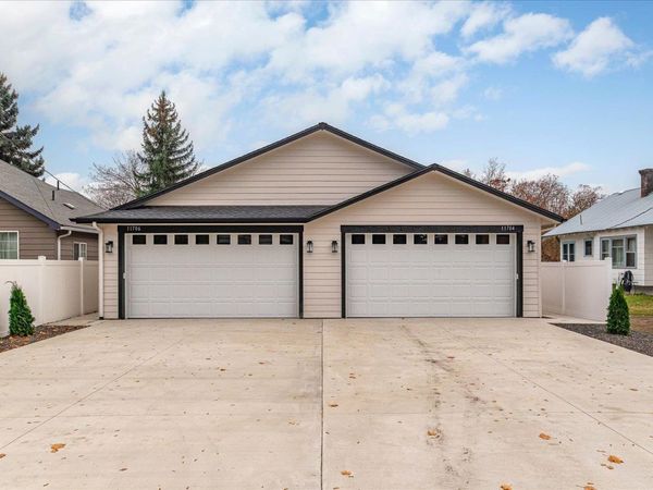 11704 E VALLEYWAY Ave, Spokane Valley, WA 99206