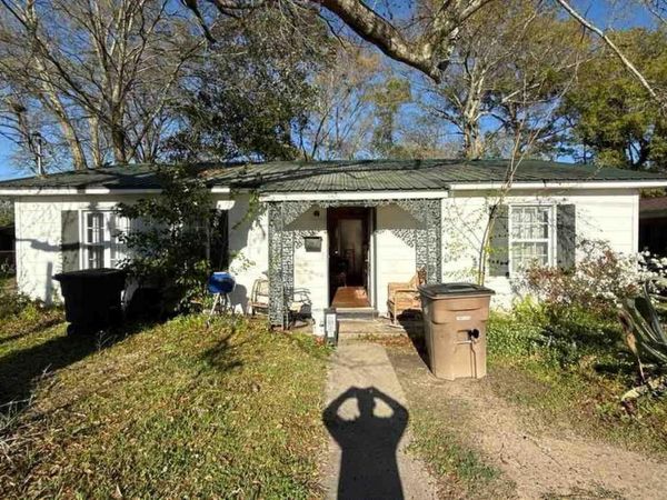 1014 E Barbara Drive , Mobile, AL 36617