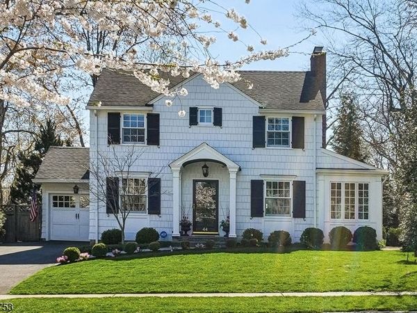44 Canoe Brook Pkwy, Summit, NJ 07901