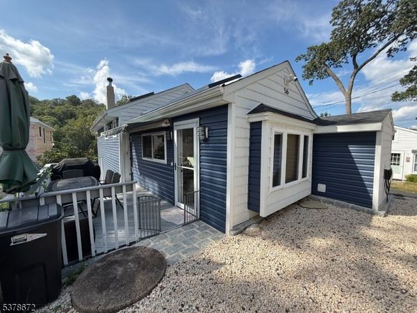 56 W River Styx Rd, Hopatcong, NJ 07843