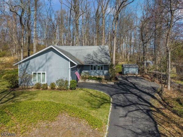 296 Andersen Rd, Holland, NJ 08848